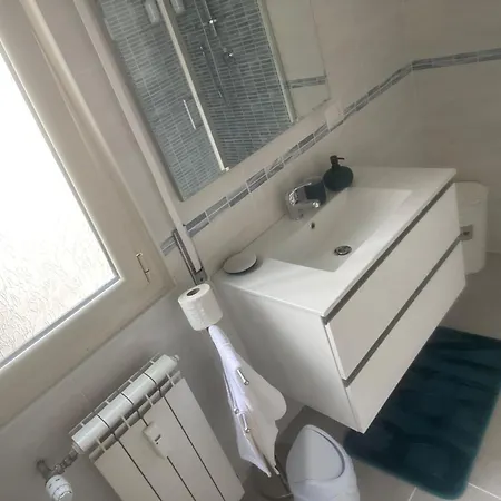 דירה Dany & Manu House